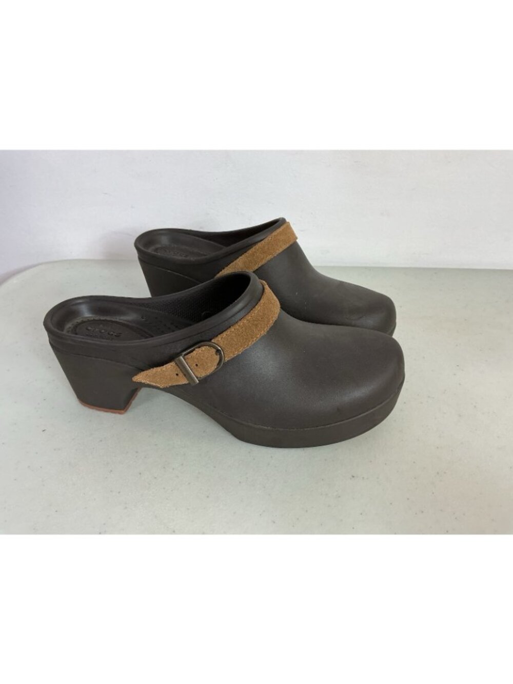 Crocs Brown Clogs Mules Slip On Slides Womens 8 - Picture 3 of 6